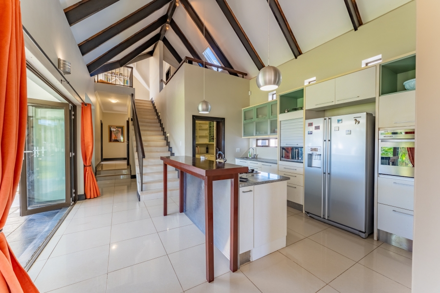 To Let 4 Bedroom Property for Rent in St Francis Links Eastern Cape